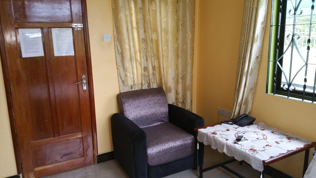 Mauya Executive Lodge Dar es Salaam Ngoại thất bức ảnh